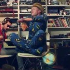 MACKLEMORE & RYAN LEWIS - THRIFT SHOP FEAT. WANZ