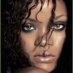 Rihanna nago w Esquire Magazine
