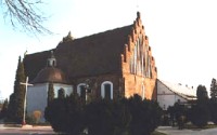 Kościół św. Jerzego - widok od ul. Świętojezierskiej
